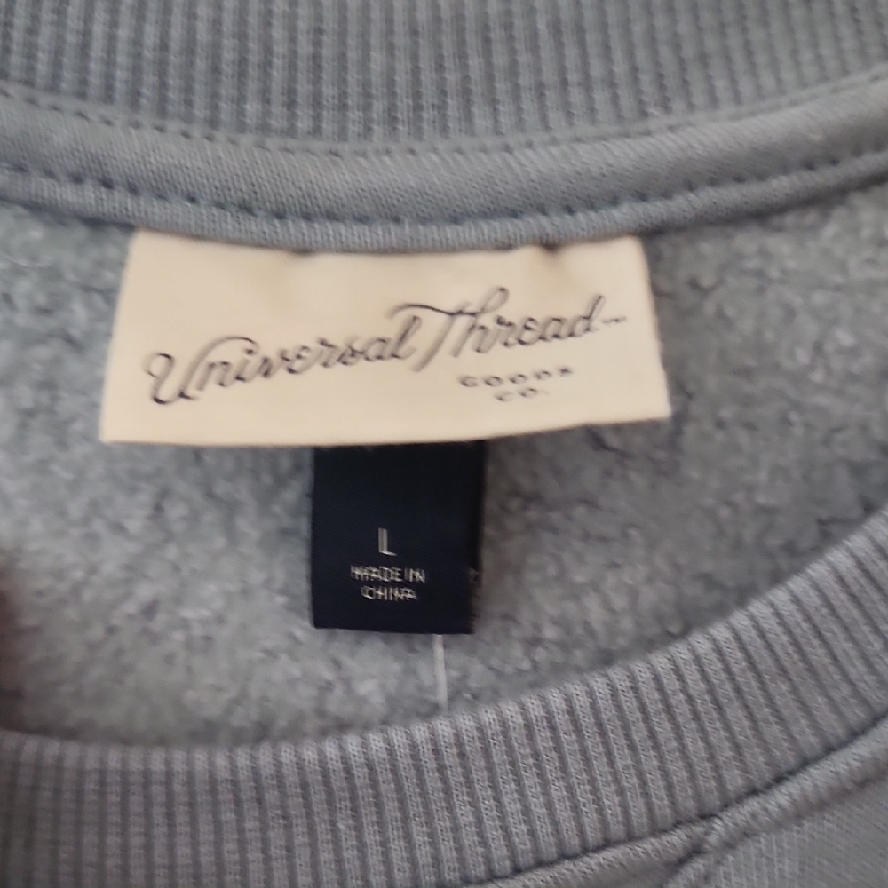 Universal Thread Blue Sweater, Size Large - Picture 3 of 6